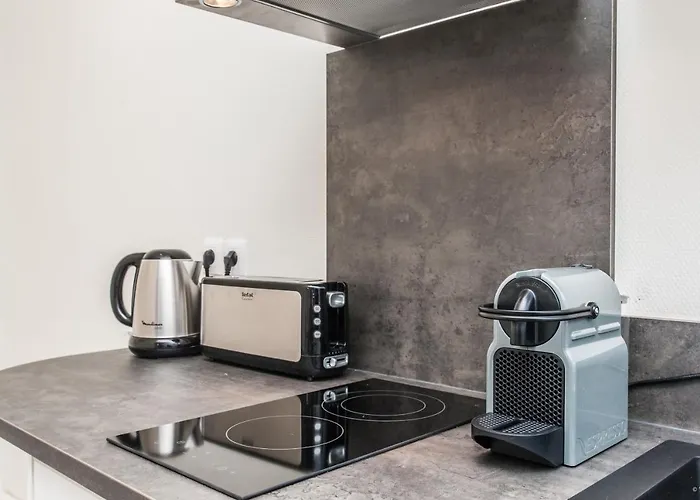 Le Casanova - Proche Du Metro Compans-caffarelli Appartement