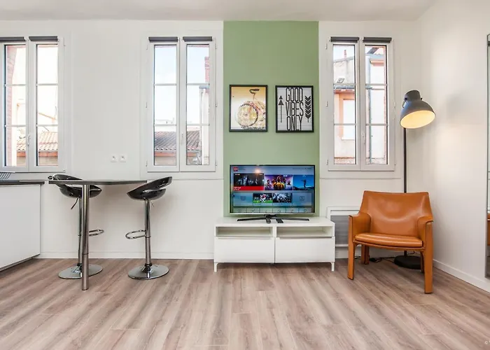 Le Casanova - Proche Du Métro Compans-caffarelli